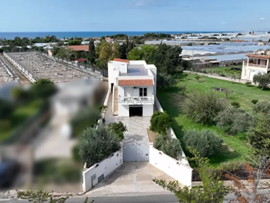 Immagine 54 di Villa in vendita  a Vittoria
