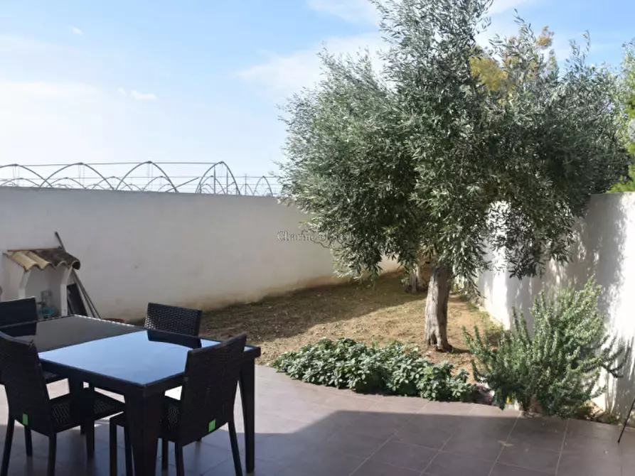 Immagine 58 di Villa in vendita  a Vittoria