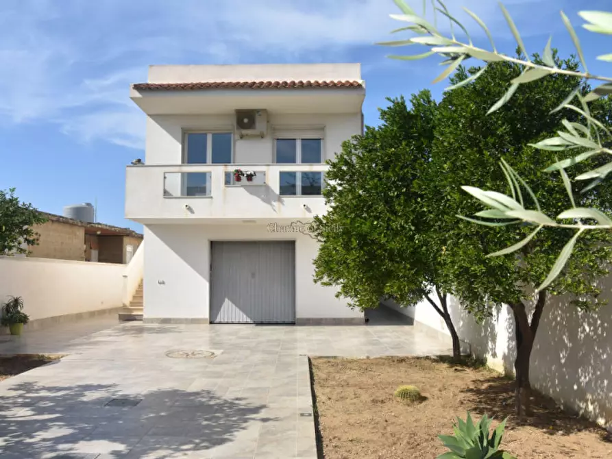 Immagine 67 di Villa in vendita  a Vittoria