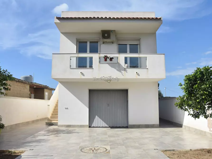 Immagine 69 di Villa in vendita  a Vittoria