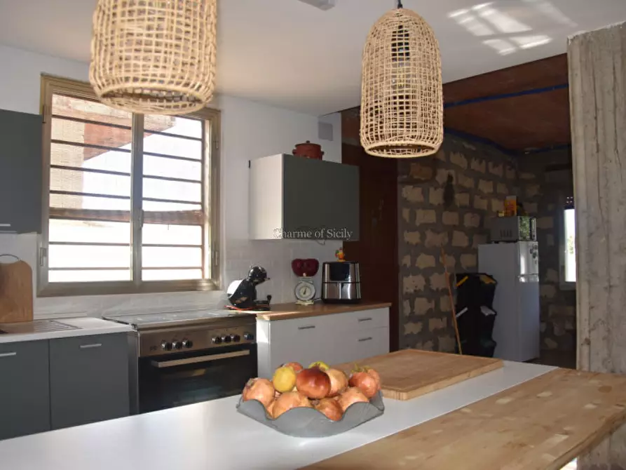 Immagine 73 di Villa in vendita  a Vittoria