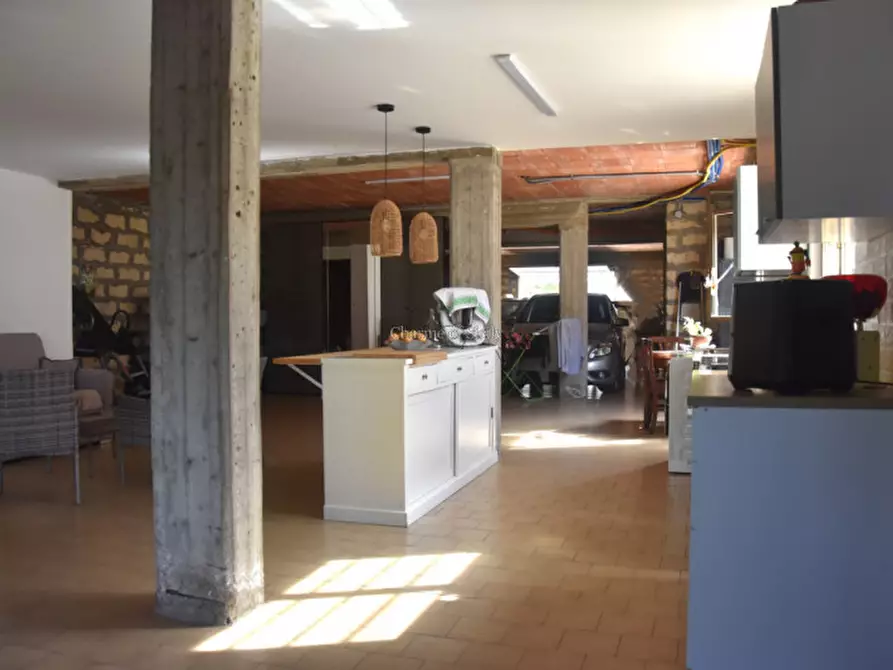 Immagine 83 di Villa in vendita  a Vittoria