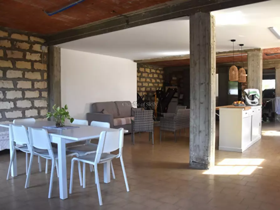 Immagine 87 di Villa in vendita  a Vittoria