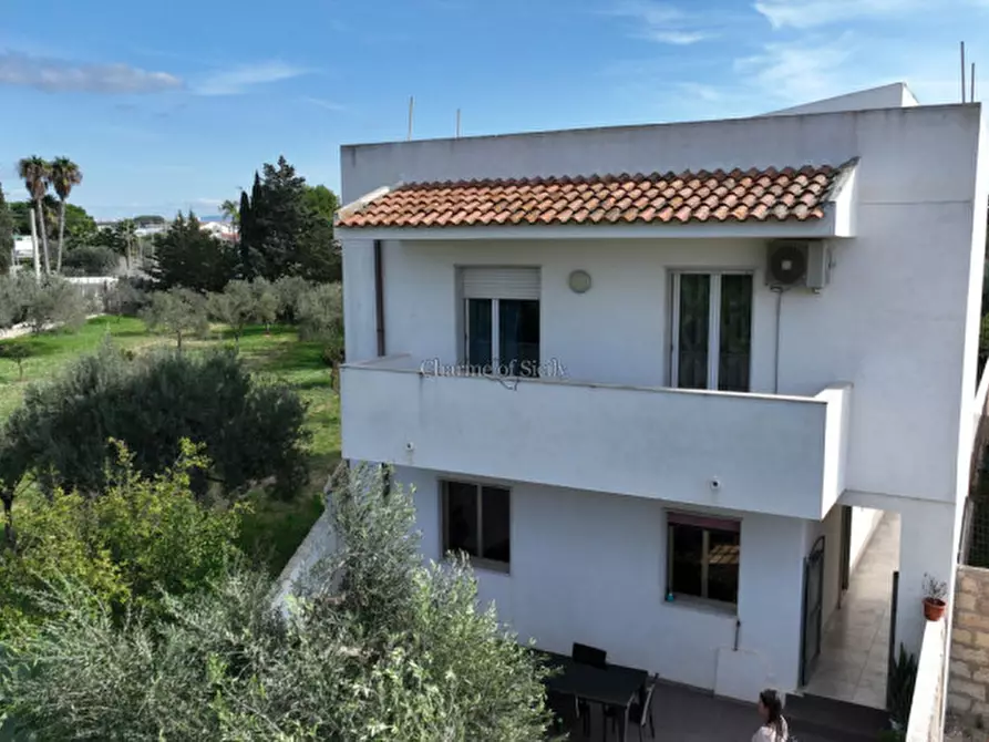 Immagine 89 di Villa in vendita  a Vittoria