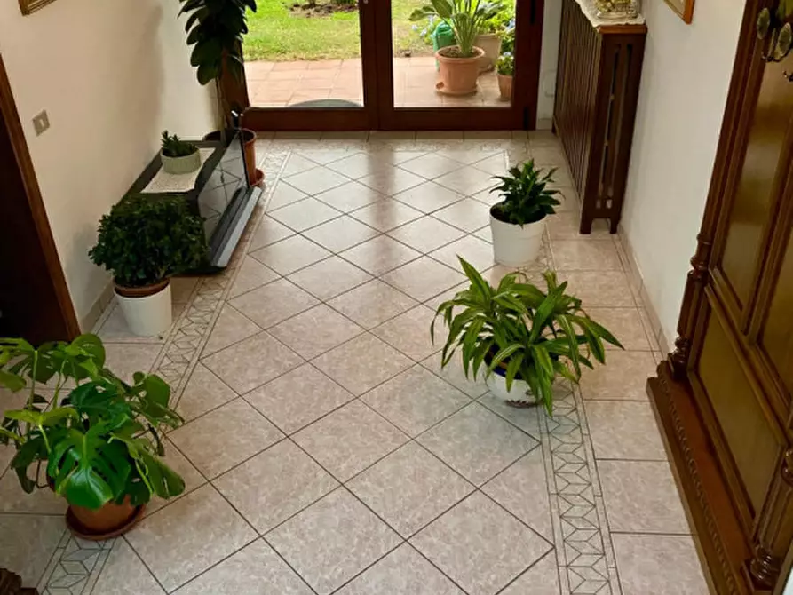 Immagine 1 di Casa indipendente in vendita  in VIA PADOVA a Bovolenta