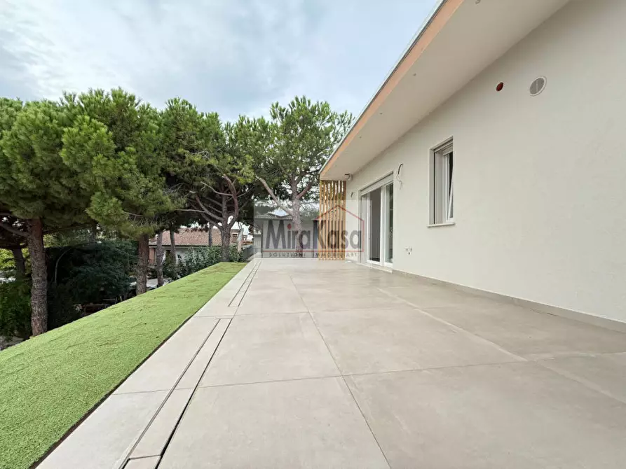 Immagine 6 di Appartamento in vendita  in via caduti 110 a Cervia