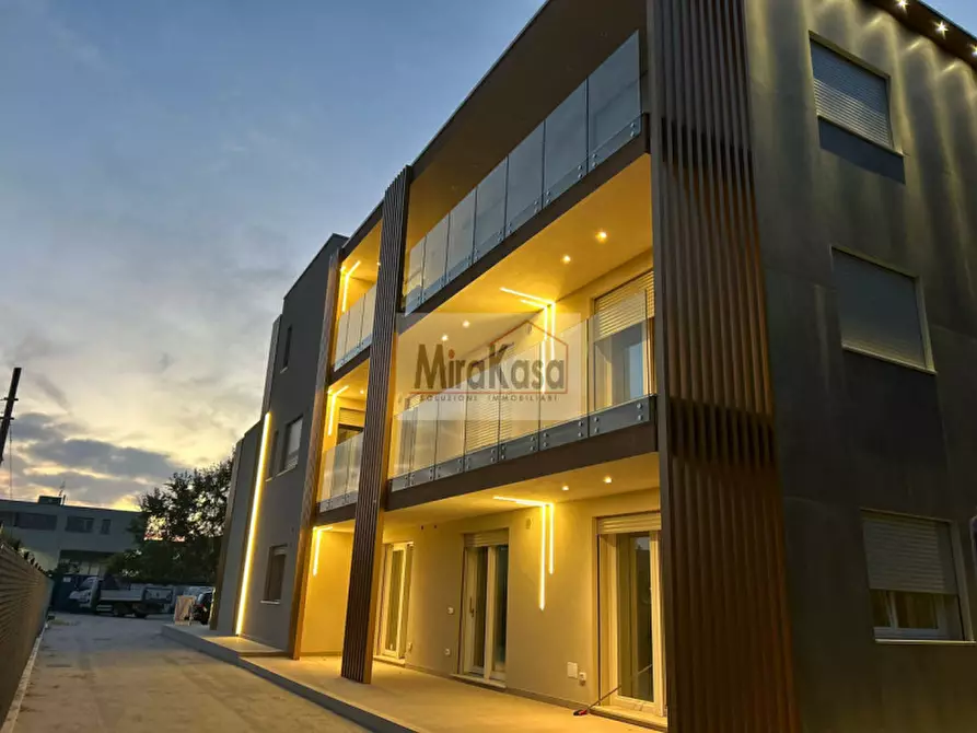 Immagine 26 di Appartamento in vendita  in via caduti 110 a Cervia