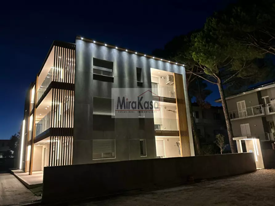 Immagine 30 di Appartamento in vendita  in via caduti 110 a Cervia
