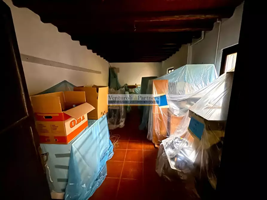 Immagine 6 di Palazzo in vendita  in via cenedella a Lonato del Garda