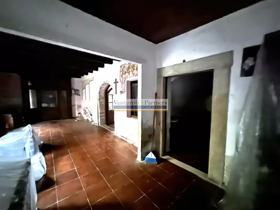 Immagine 7 di Palazzo in vendita  in via cenedella a Lonato del Garda