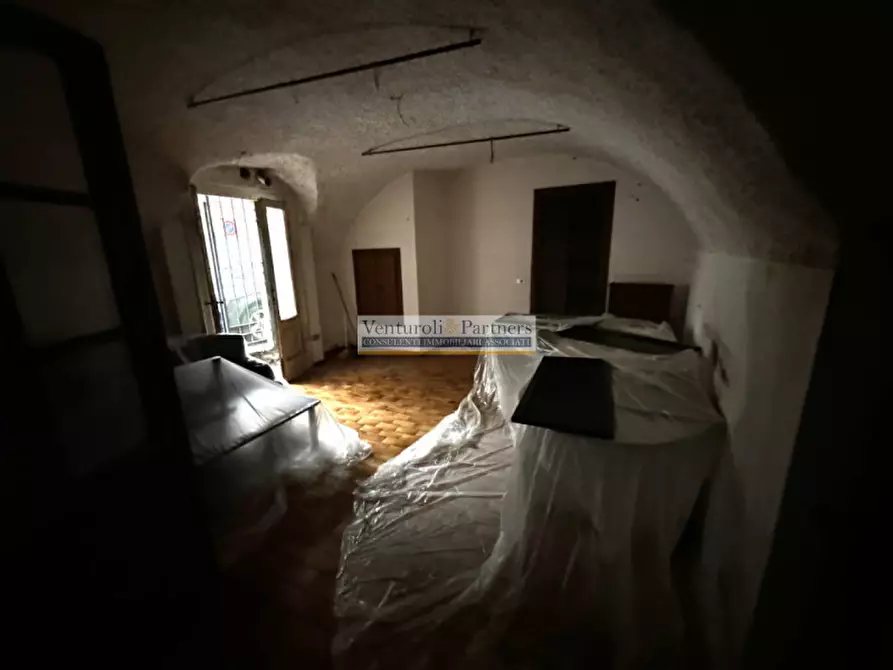 Immagine 8 di Palazzo in vendita  in via cenedella a Lonato del Garda