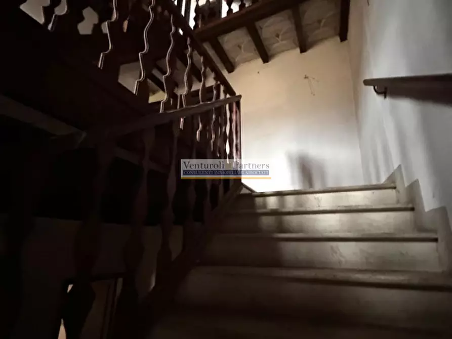 Immagine 13 di Palazzo in vendita  in via cenedella a Lonato del Garda