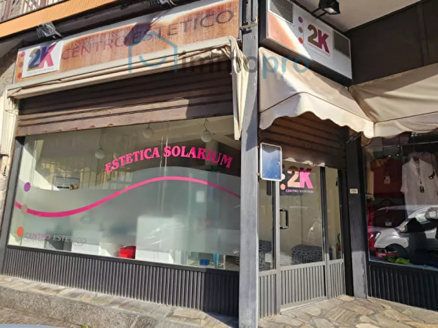 Immagine 1 di Attività commerciale in vendita  in via Roscio 3 a Pont Canavese