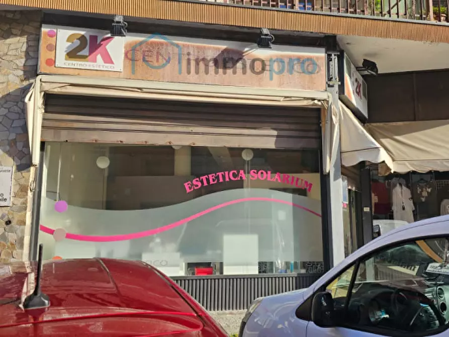 Immagine 2 di Attività commerciale in vendita  in via Roscio 3 a Pont Canavese