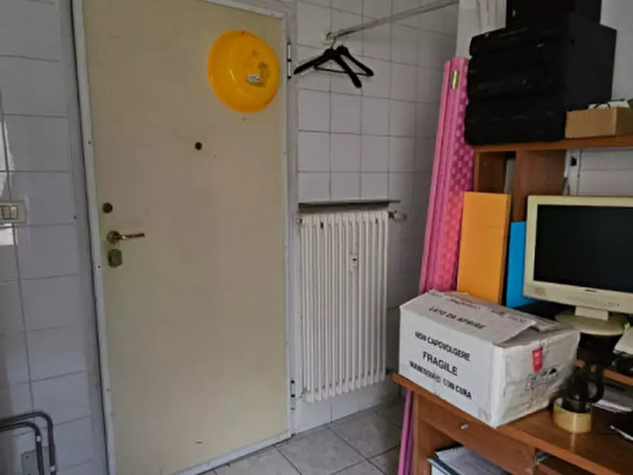 Immagine 19 di Attività commerciale in vendita  in via Roscio 3 a Pont Canavese