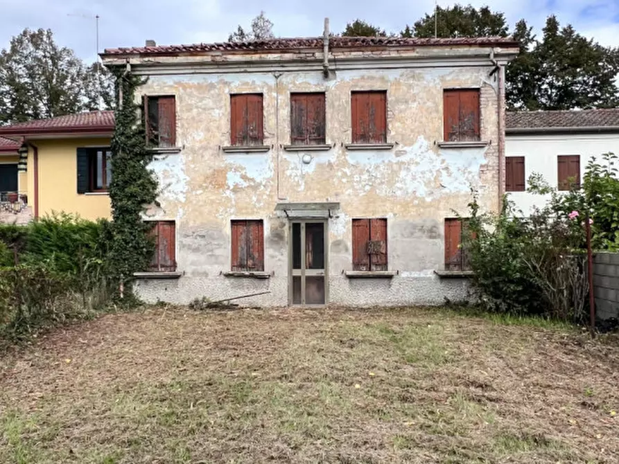 Immagine 1 di Casa bifamiliare in vendita  in Pontelongo Via Roma a Pontelongo