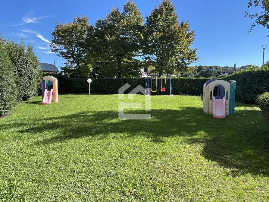 Immagine 12 di Appartamento in affitto  in via belvedere, 33 a Manerba Del Garda