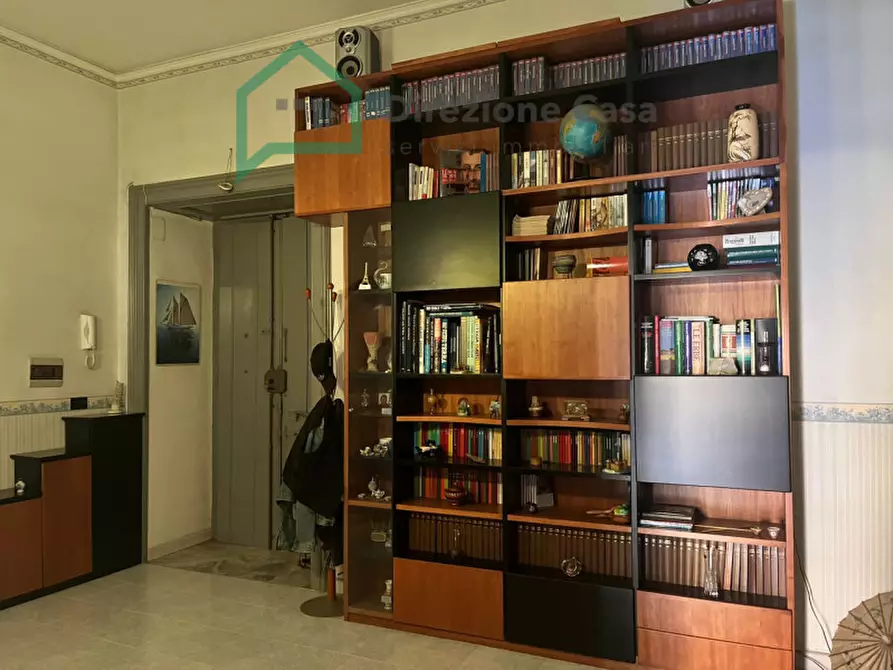 Immagine 2 di Appartamento in vendita  in CORSO GIUSEPPE GARIBALDI,261 a Napoli