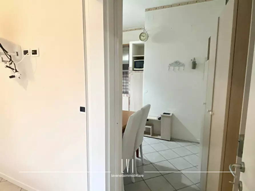 Immagine 21 di Appartamento in vendita  in via giacomo puccini 8 a Jesolo