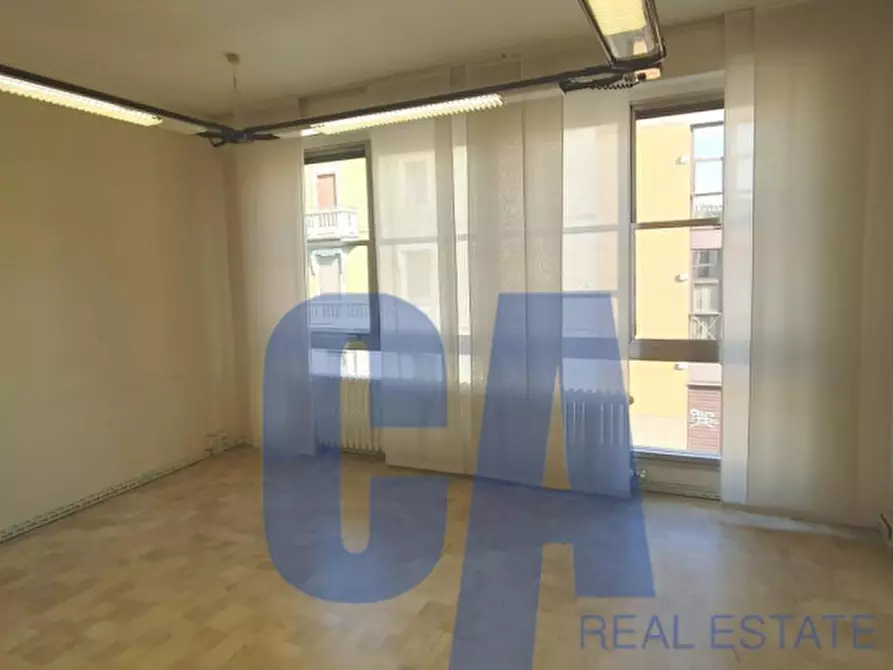 Immagine 21 di Ufficio in affitto  in VIALE LANCETTI a Milano