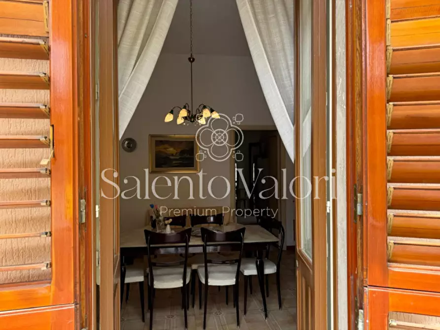 Immagine 1 di Casa indipendente in vendita  in Via Dei Mille 172 - 174 a Parabita