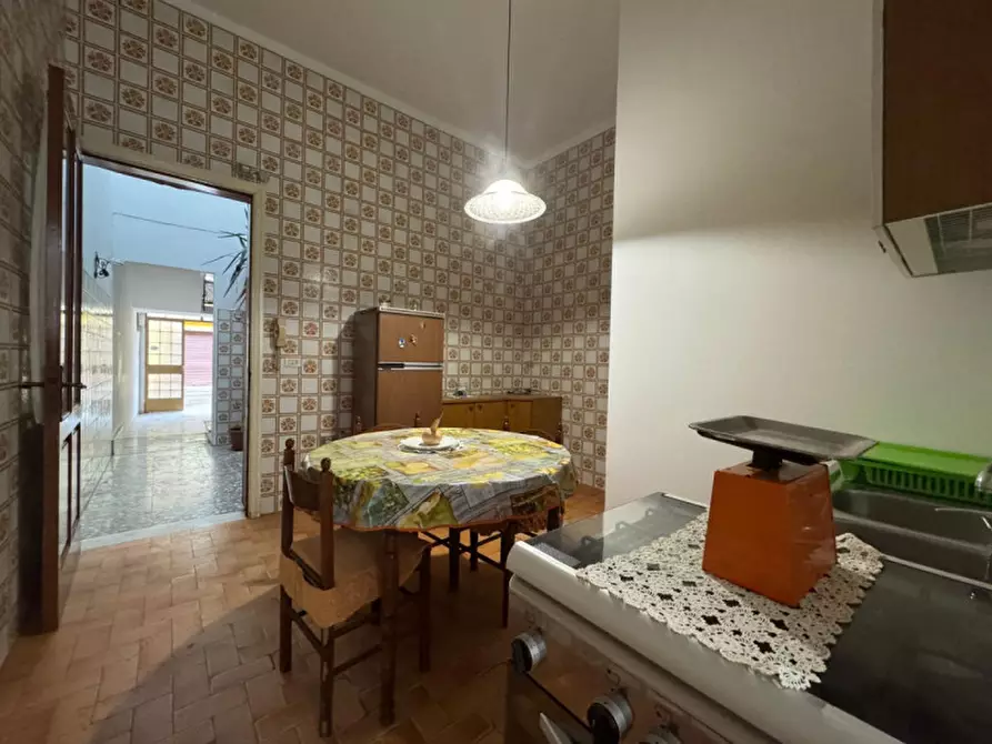 Immagine 13 di Casa indipendente in vendita  in Via Dei Mille 172 - 174 a Parabita