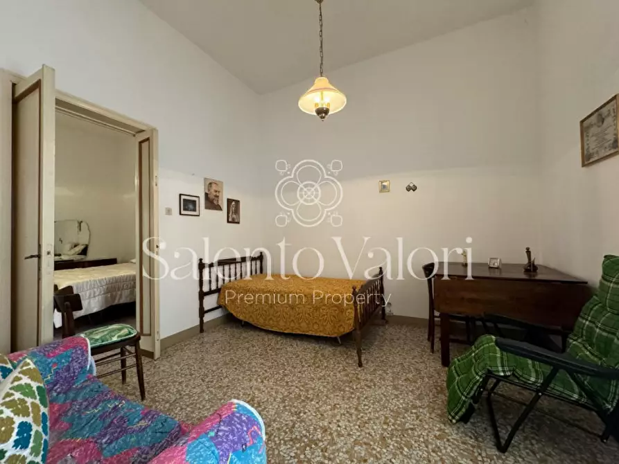 Immagine 16 di Casa indipendente in vendita  in Via Dei Mille 172 - 174 a Parabita