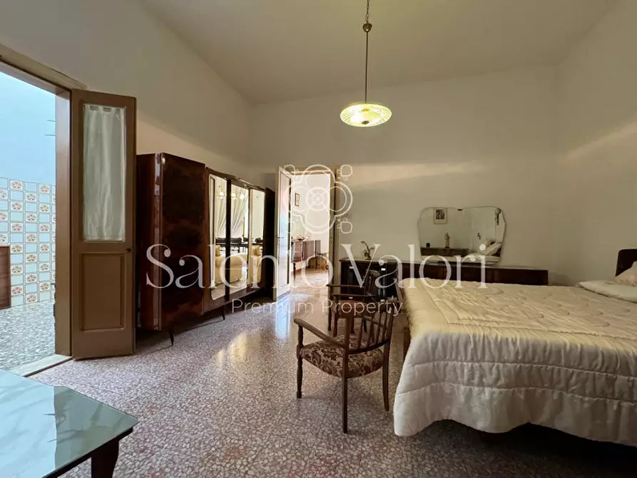 Immagine 17 di Casa indipendente in vendita  in Via Dei Mille 172 - 174 a Parabita