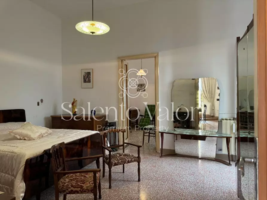 Immagine 18 di Casa indipendente in vendita  in Via Dei Mille 172 - 174 a Parabita