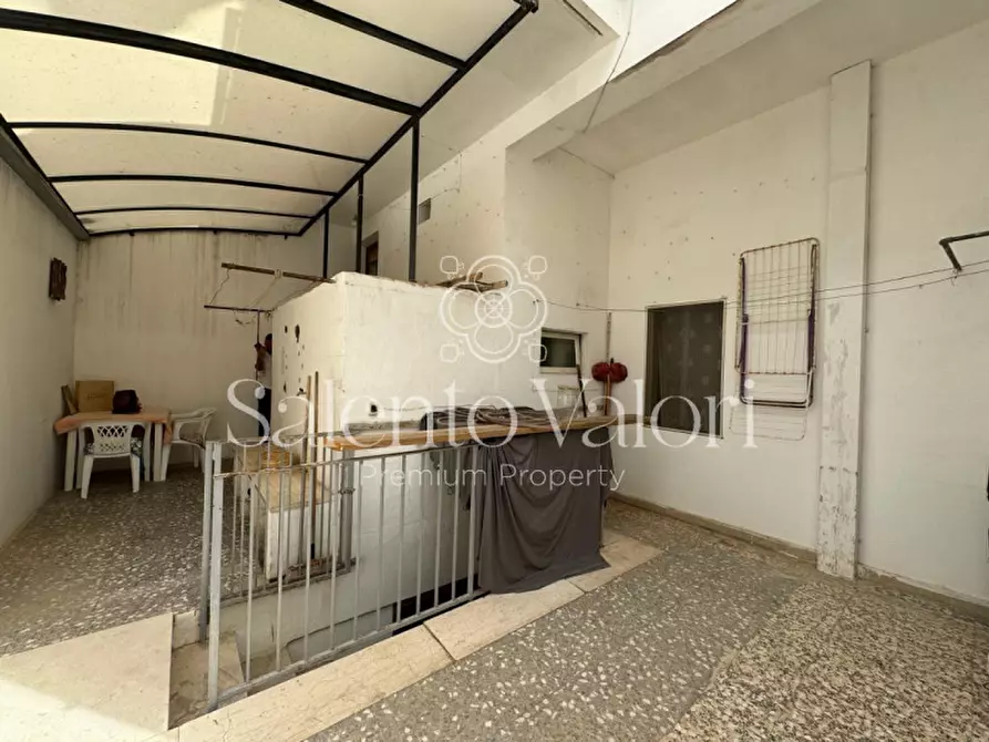 Immagine 24 di Casa indipendente in vendita  in Via Dei Mille 172 - 174 a Parabita