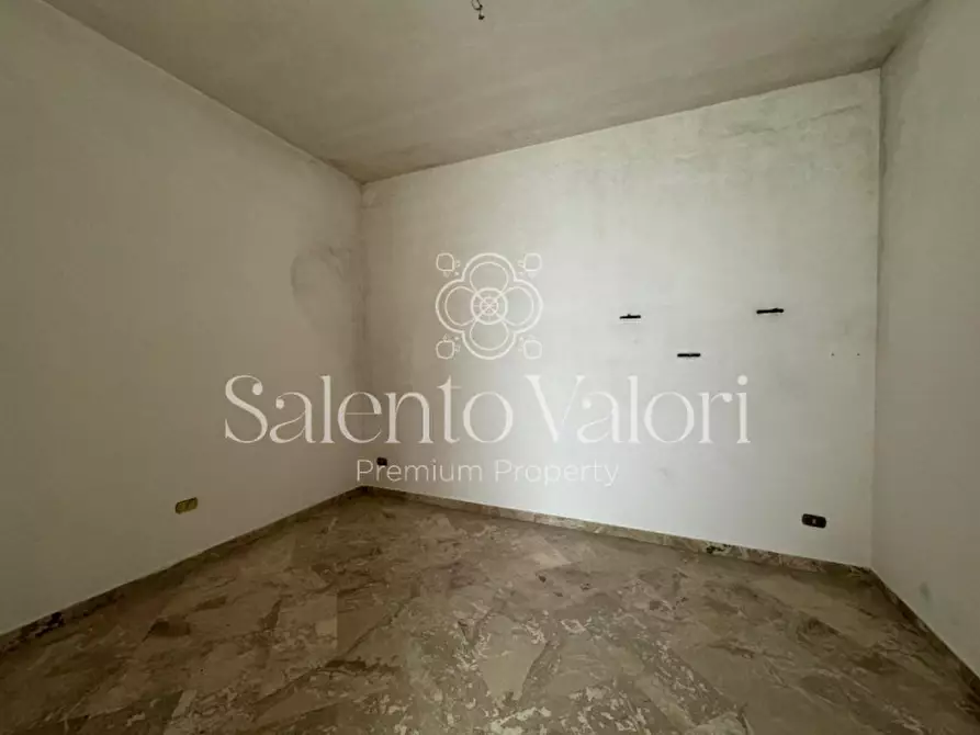 Immagine 38 di Casa indipendente in vendita  in Via Dei Mille 172 - 174 a Parabita