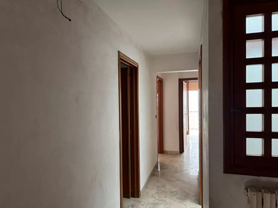 Immagine 41 di Casa indipendente in vendita  in Via Dei Mille 172 - 174 a Parabita