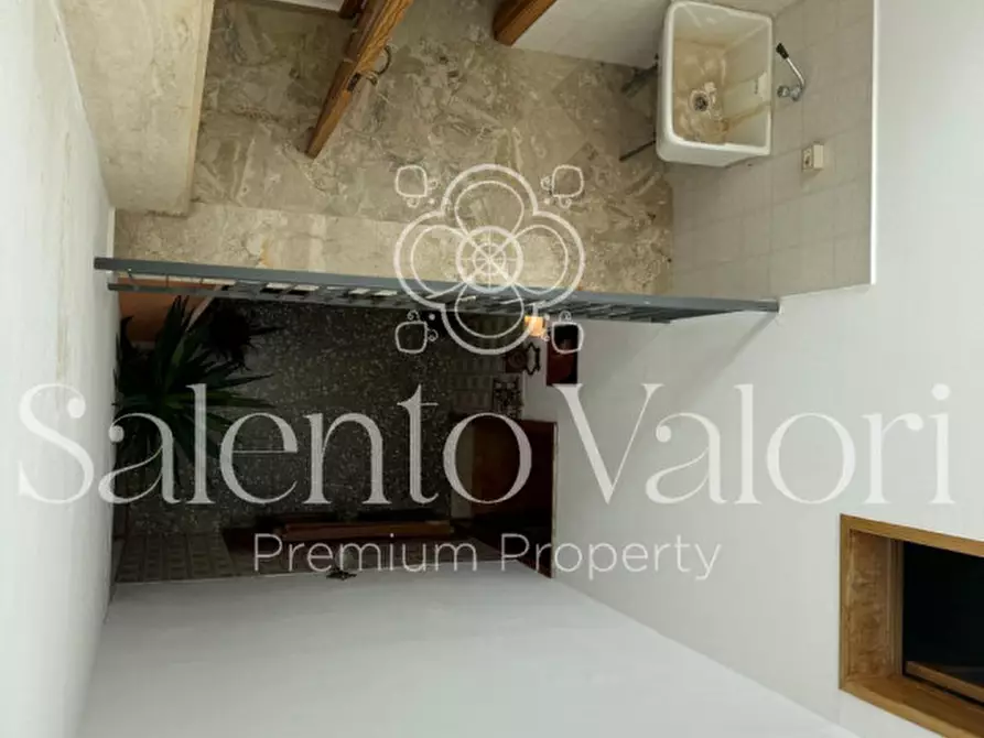 Immagine 46 di Casa indipendente in vendita  in Via Dei Mille 172 - 174 a Parabita