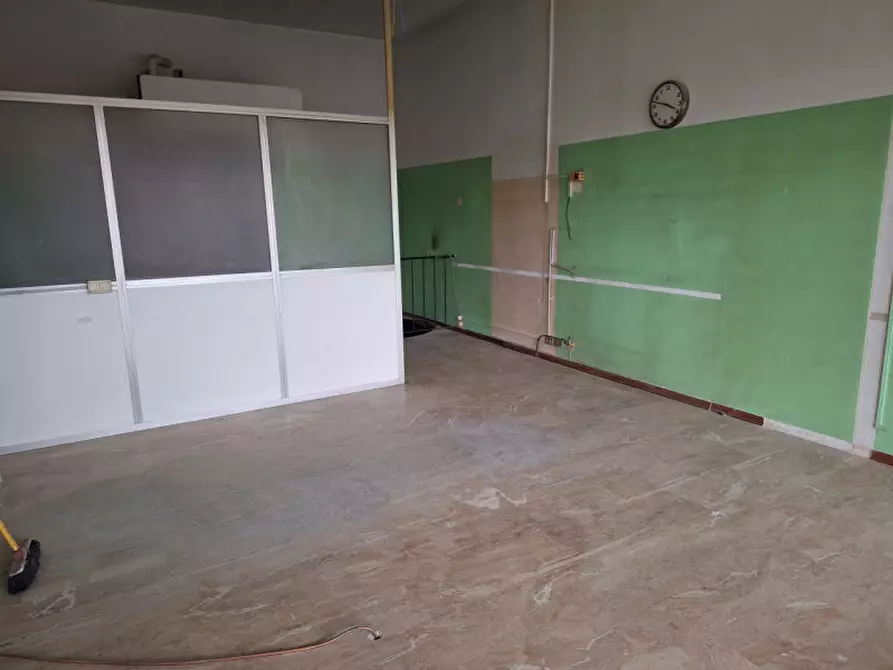 Immagine 3 di Ufficio in affitto  a Sissa Trecasali