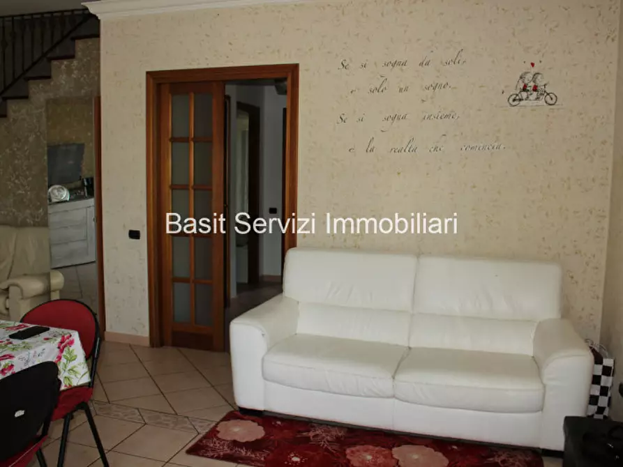 Immagine 5 di Appartamento in vendita  a Roma