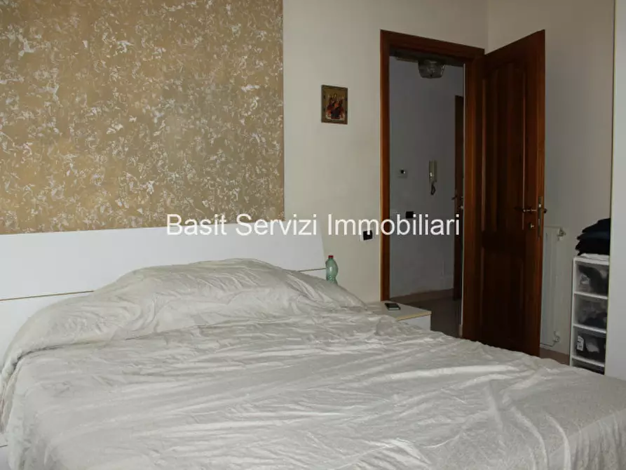 Immagine 10 di Appartamento in vendita  a Roma