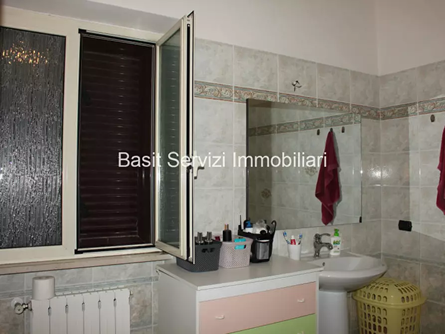 Immagine 25 di Appartamento in vendita  a Roma