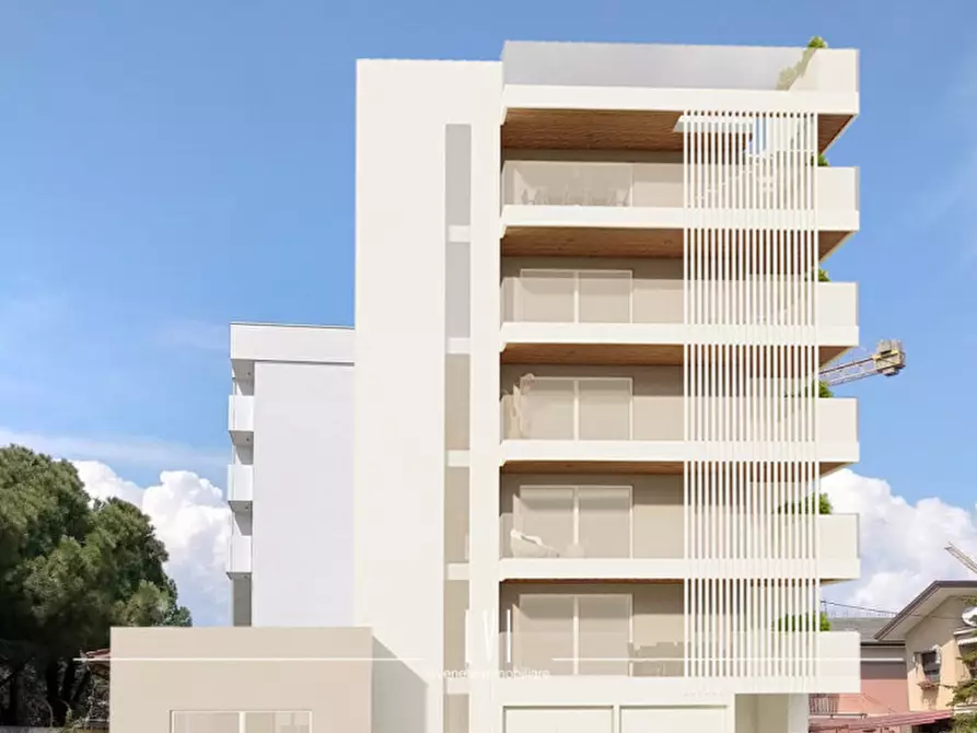 Immagine 32 di Attico in vendita  in via Vittorio Veneto 14 a Jesolo