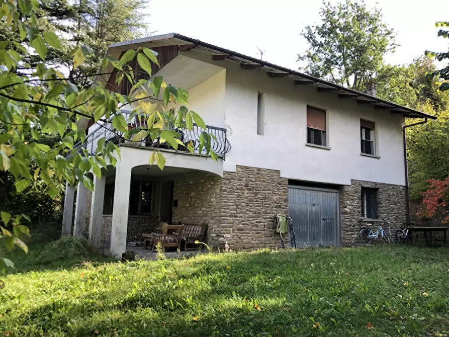 Immagine 1 di Villa in vendita  in via idice 257 a Monterenzio