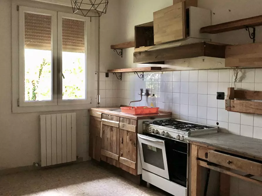 Immagine 3 di Villa in vendita  in via idice 257 a Monterenzio