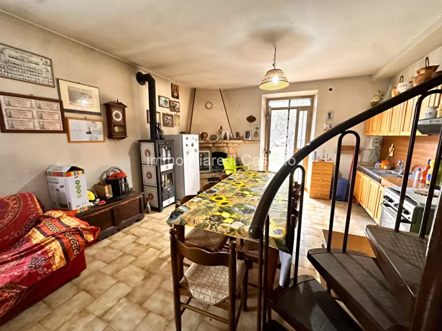 Immagine 2 di Casa indipendente in vendita  in Colgiordano a Panicale