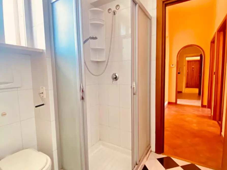 Immagine 32 di Appartamento in vendita  in Via Basento a Lecce