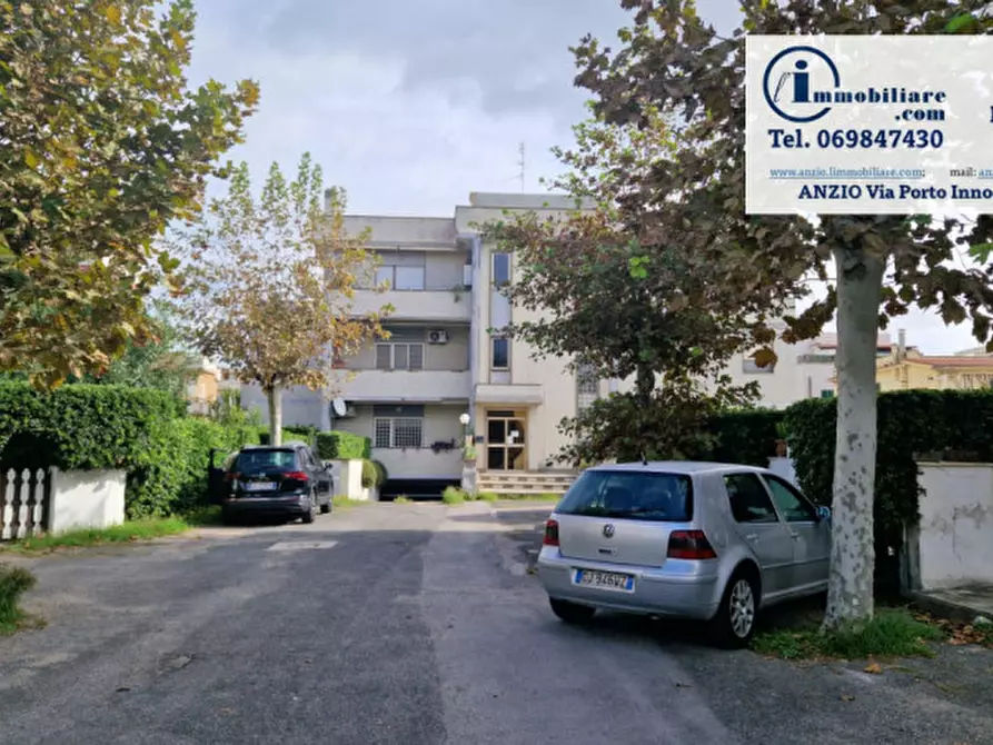 Immagine 1 di Appartamento in vendita  in via lombardia a Anzio