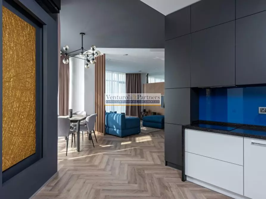 Immagine 7 di Villa in vendita  in Via Portole a Soiano Del Lago