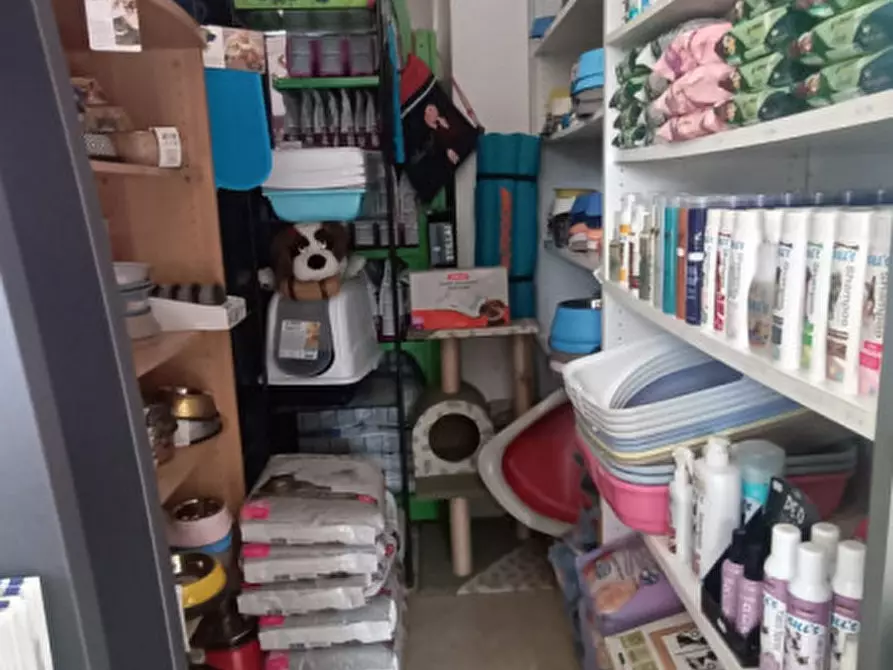 Immagine 25 di Attività commerciale in vendita  in via palestro a Calvisano