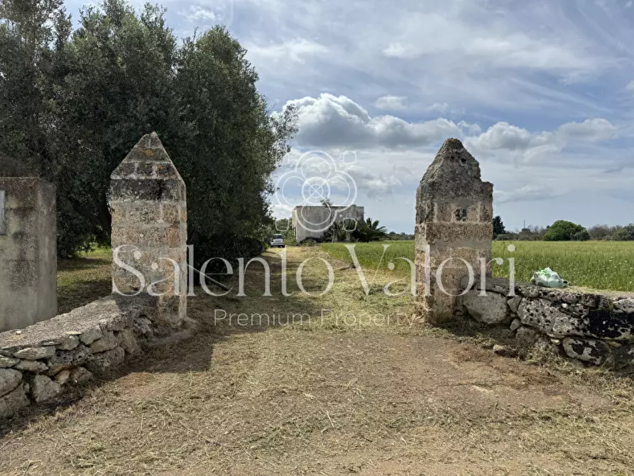 Immagine 1 di Agriturismo in vendita  in Contrada La Corte a Parabita