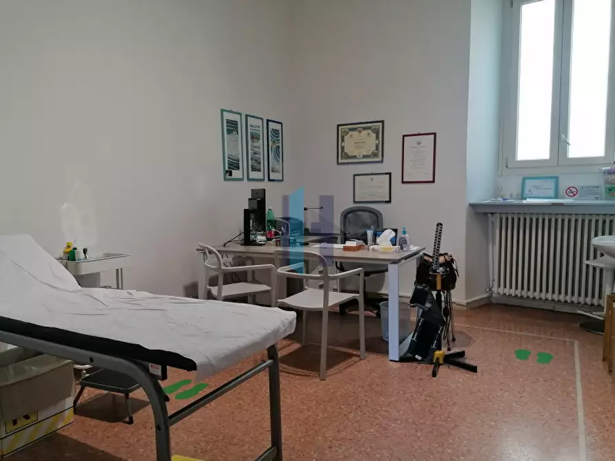 Immagine 1 di Ufficio in affitto  a Travagliato