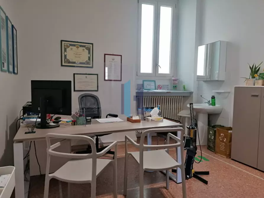 Immagine 3 di Ufficio in affitto  a Travagliato