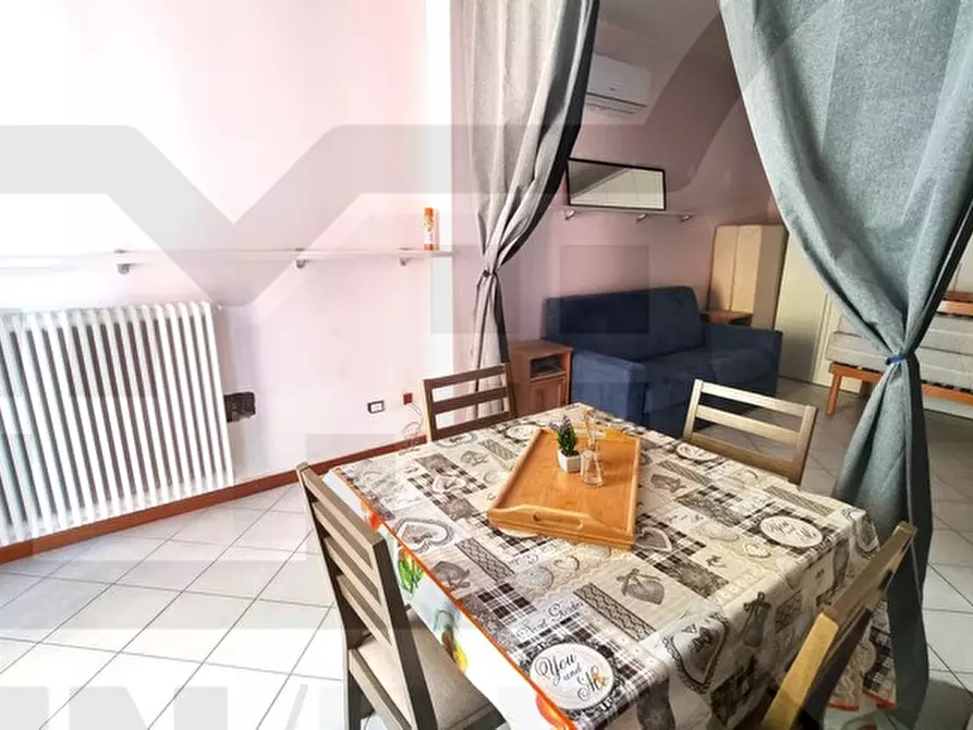 Immagine 5 di Appartamento in vendita  in via bassi a Massa Lombarda