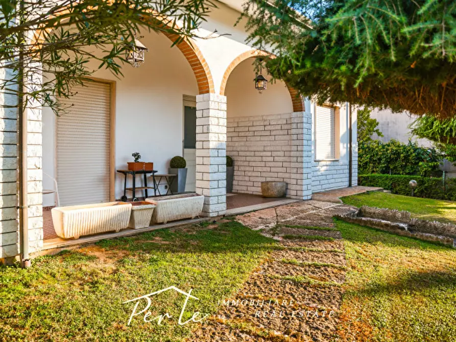 Immagine 6 di Villa in vendita  in via xx settembre 22 a Curtatone